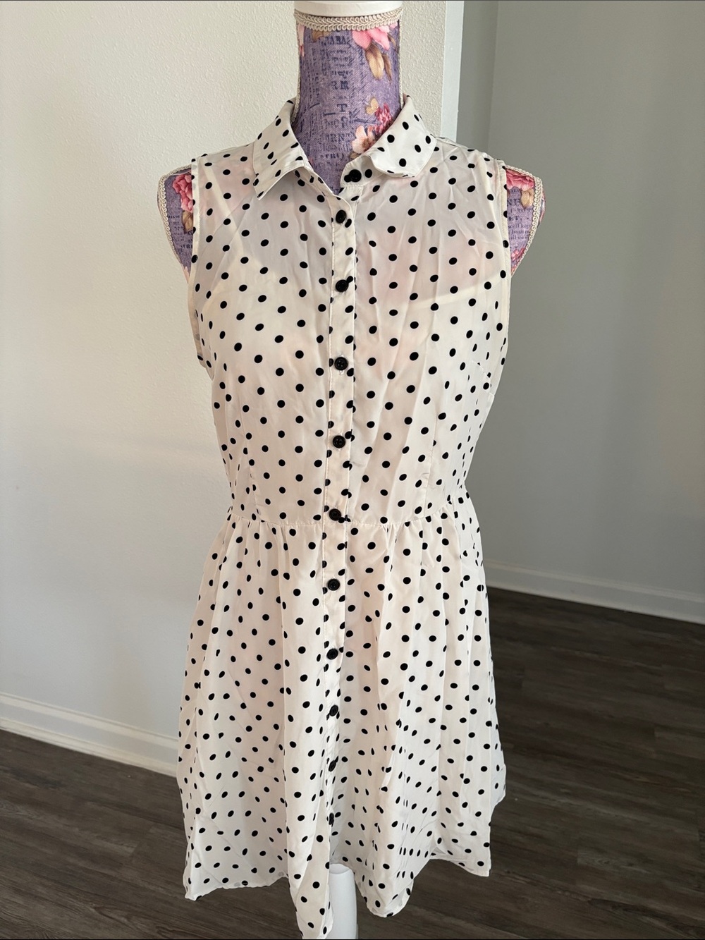 Forever 21 White Sleeveless Polka Dot Shirt Dress